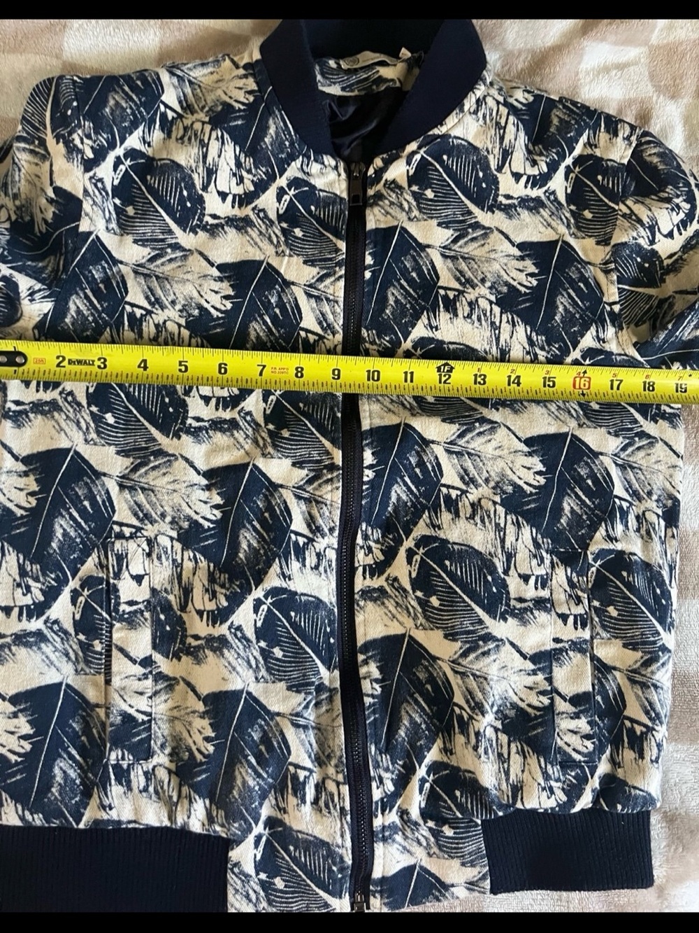Enguolin Jacket - Picture 3 of 6